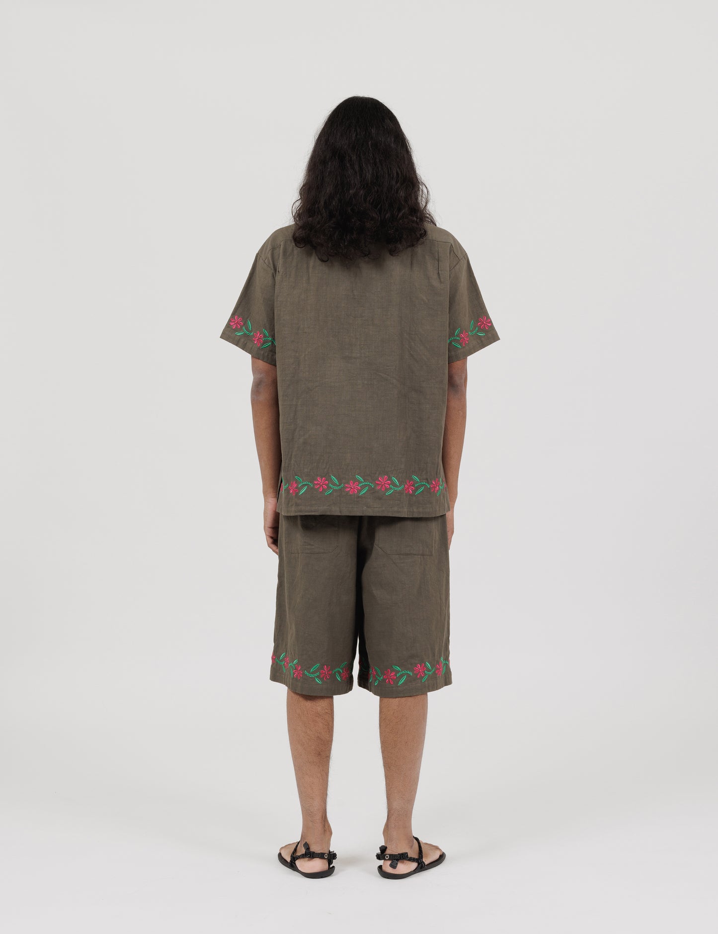 Embroidered Shorts (Olive)