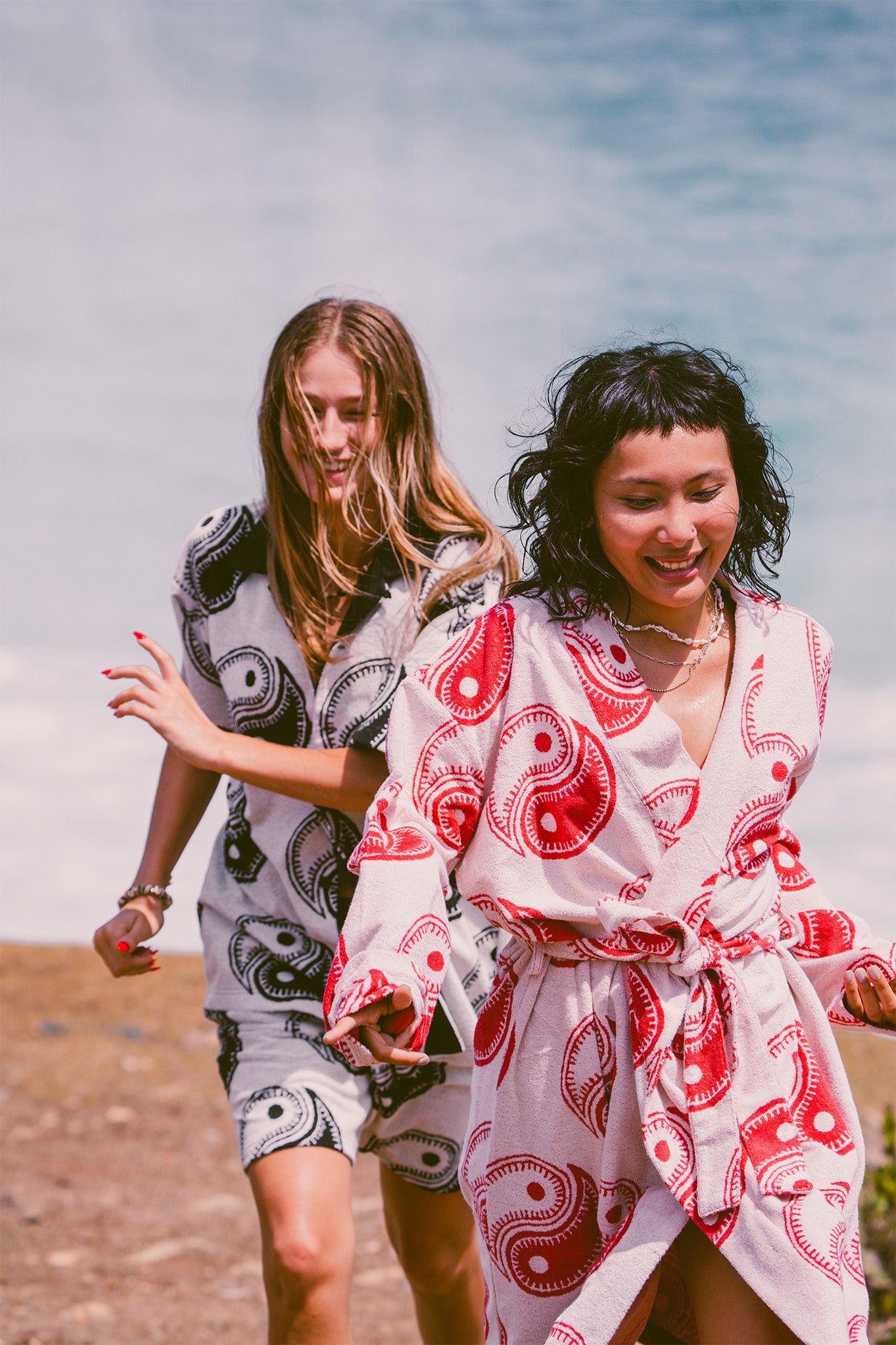 Yin Yang Beach Pile short (Black)