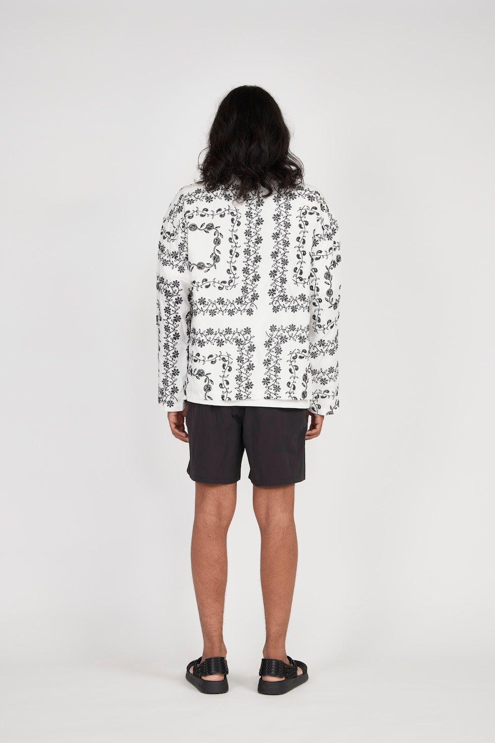 Yin Yang Paisley Long Sleeve Cardigan (White)