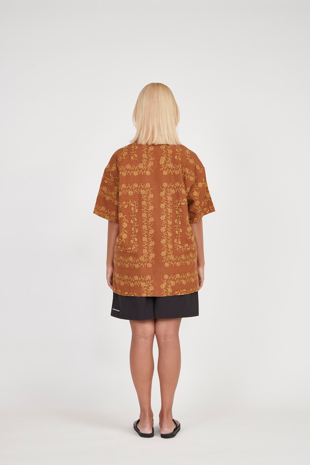 Yin Yang Paisley Short Sleeve Shirt (Brown)