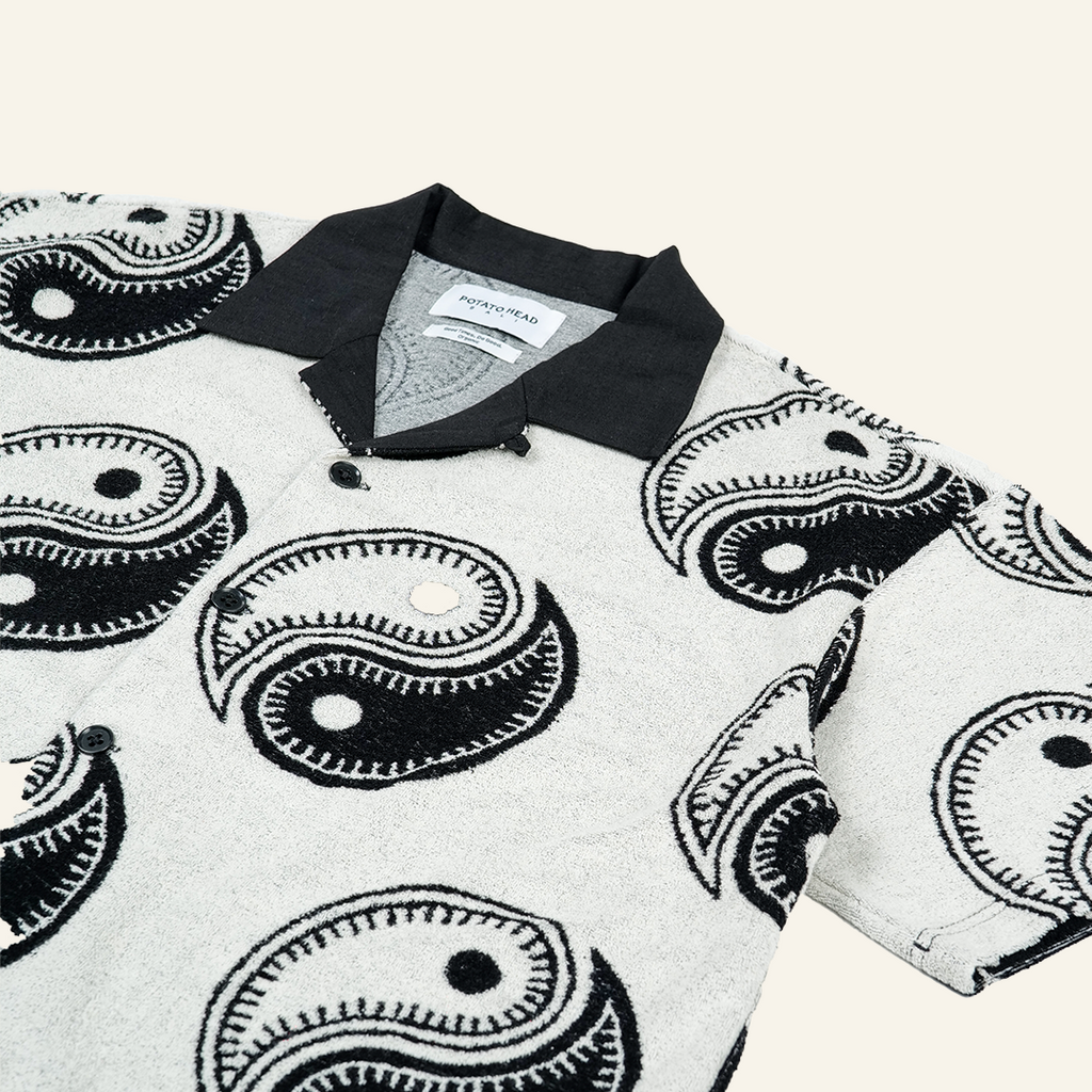 Yin Yang Beach Pile Shirt (Black)