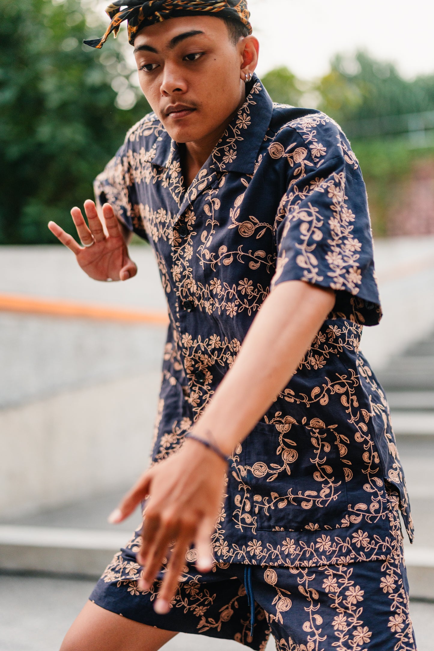 Yin Yang Paisley Short Sleeve Shirt (Navy)