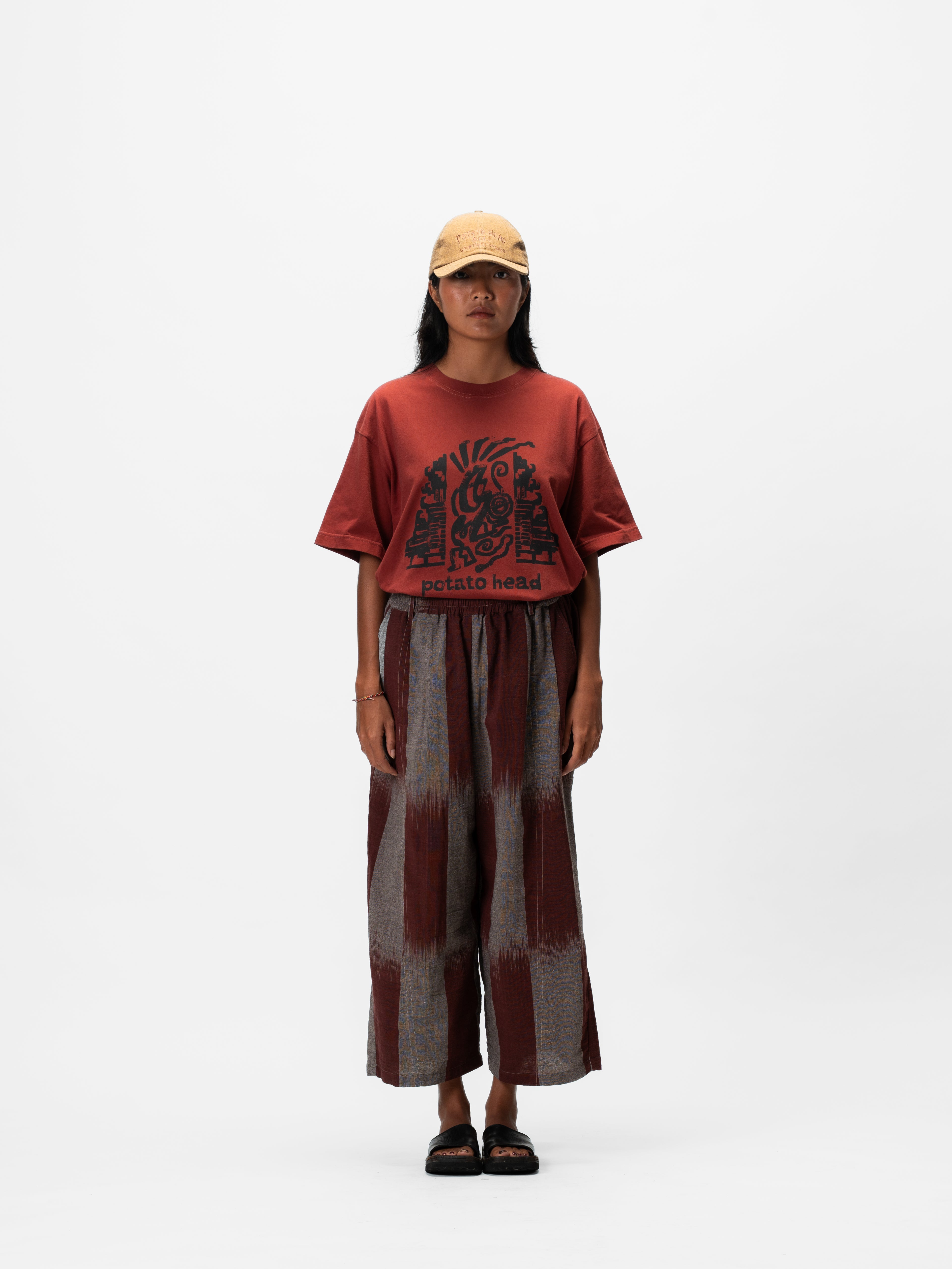 Gapura Plant Dye T-Shirt Burgundy